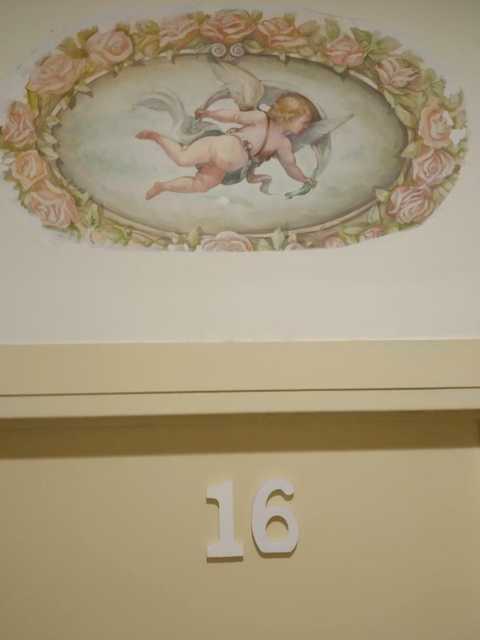 Vittorio Veneto 2* Napoli